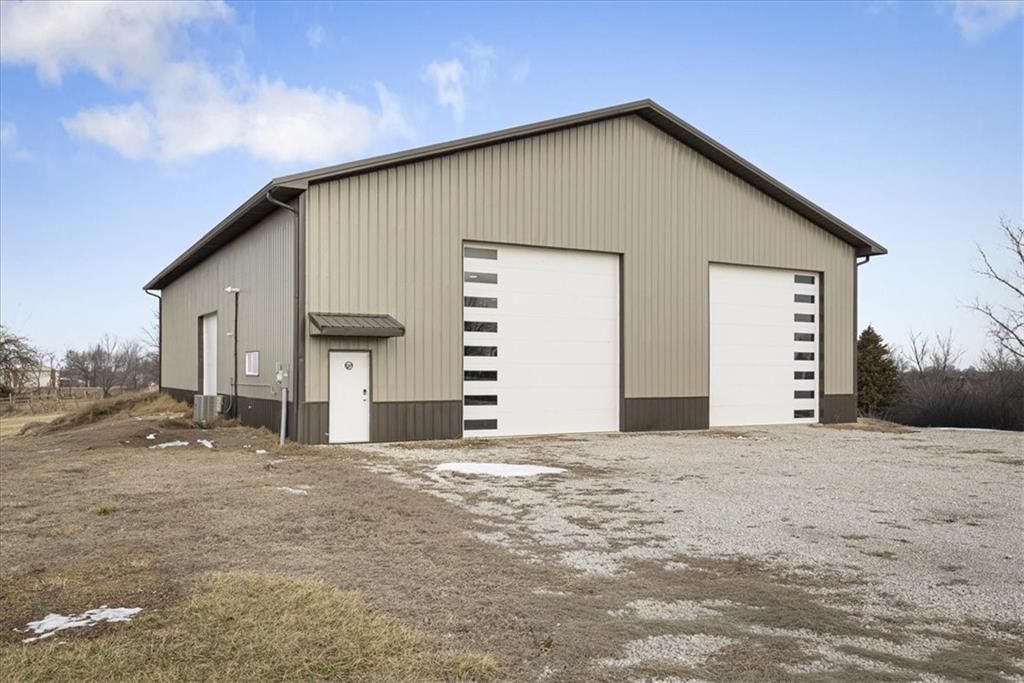 8944 Southpoint Drive — photo 48