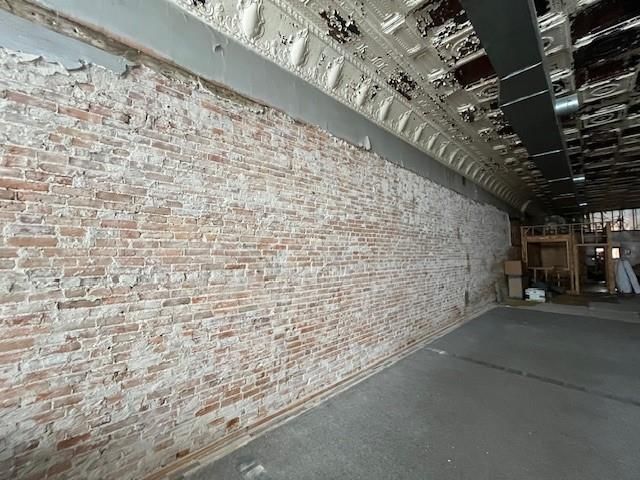 9 W Wea Street — photo 4