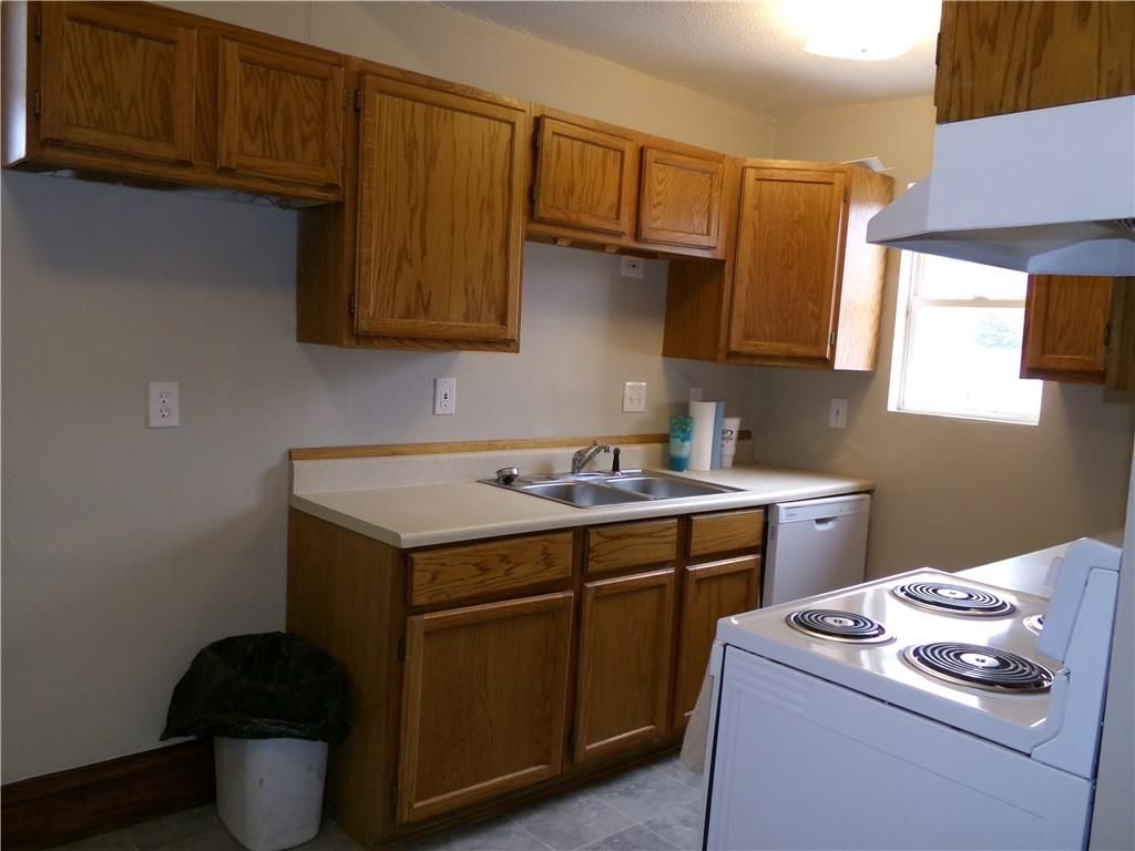 723 Isley Boulevard — photo 17