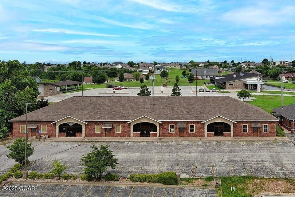 2702 Cunningham Avenue, Joplin