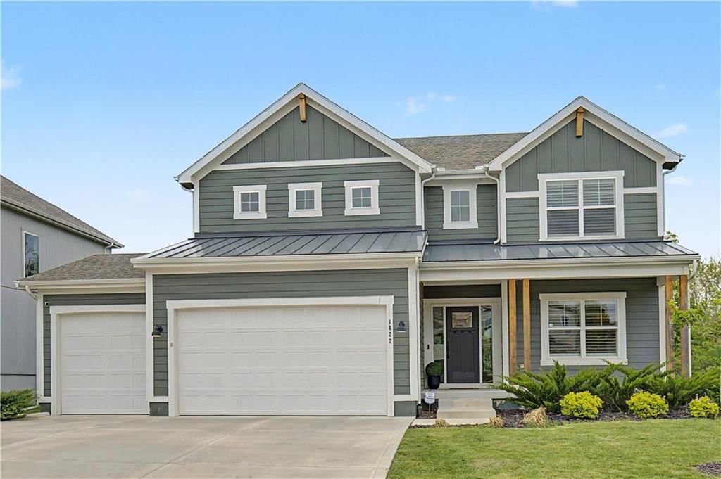 1422 SW Georgetown Drive, Lee's Summit, MO