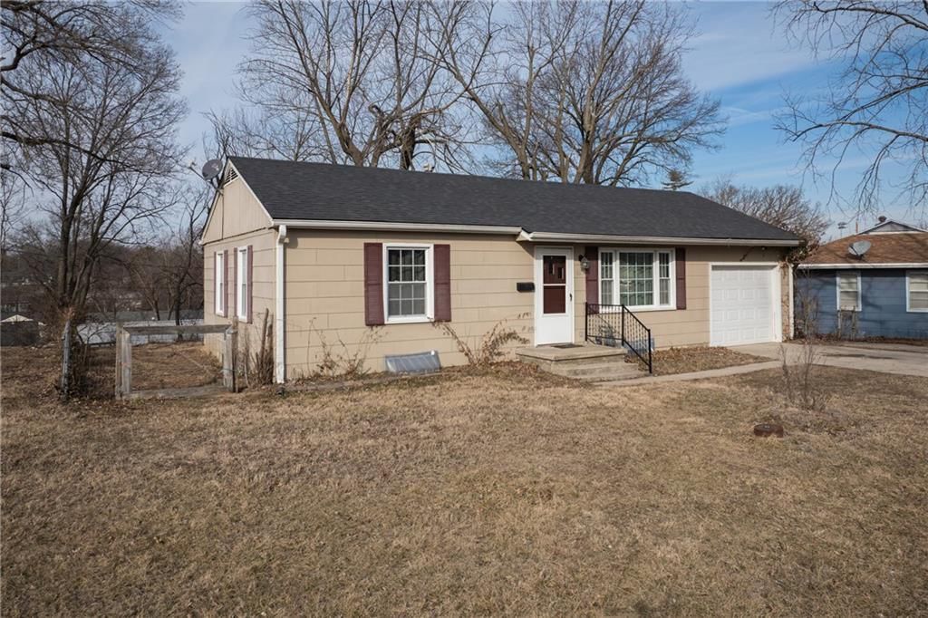 607 Hillcrest Drive — photo 3
