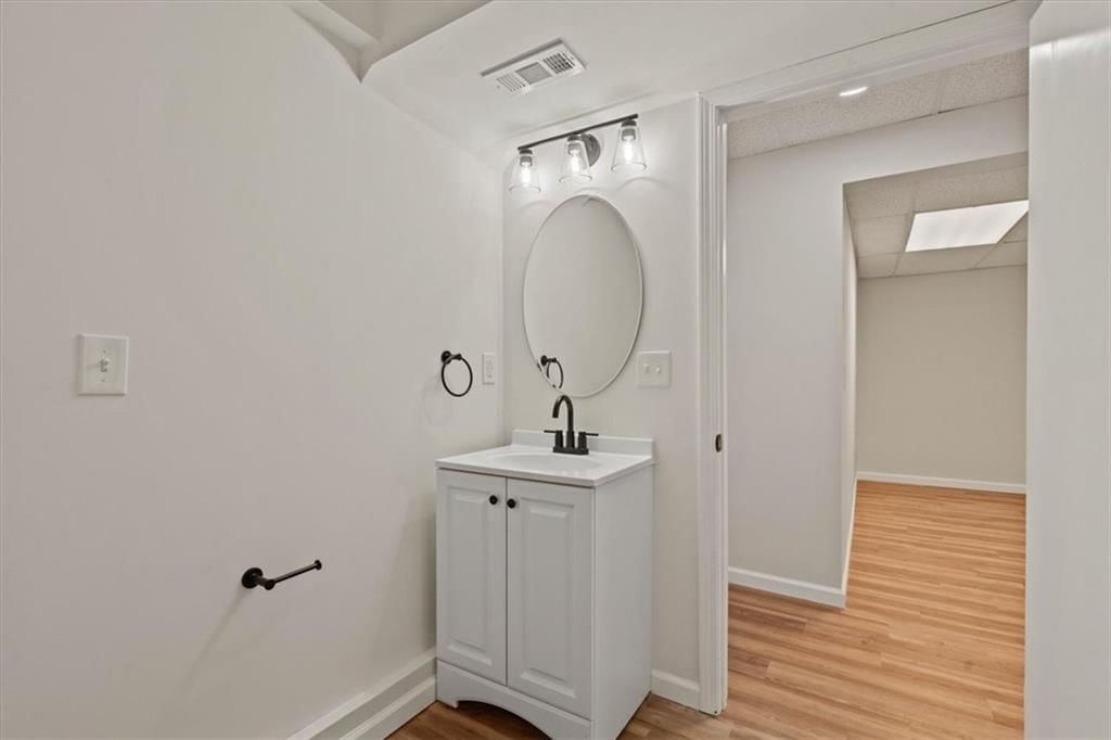 Photo 20 of 25 - 15907 W 124th Terrace