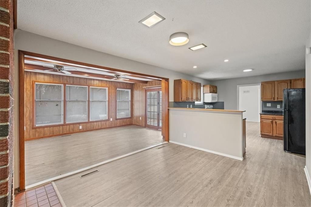 612 Christopher Street — photo 14