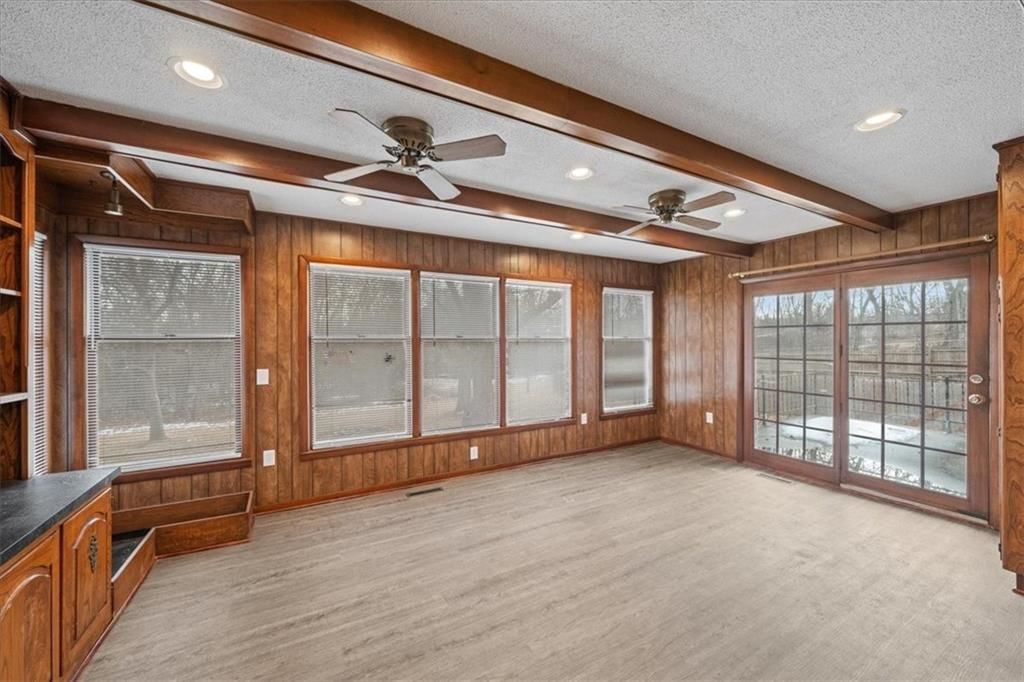 612 Christopher Street — photo 16