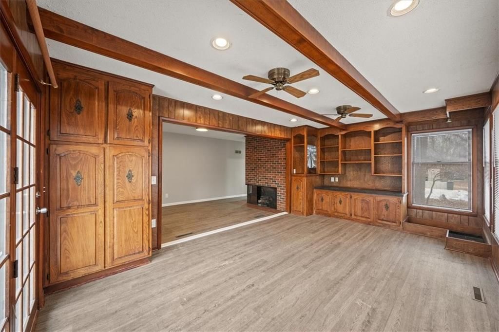 612 Christopher Street — photo 17