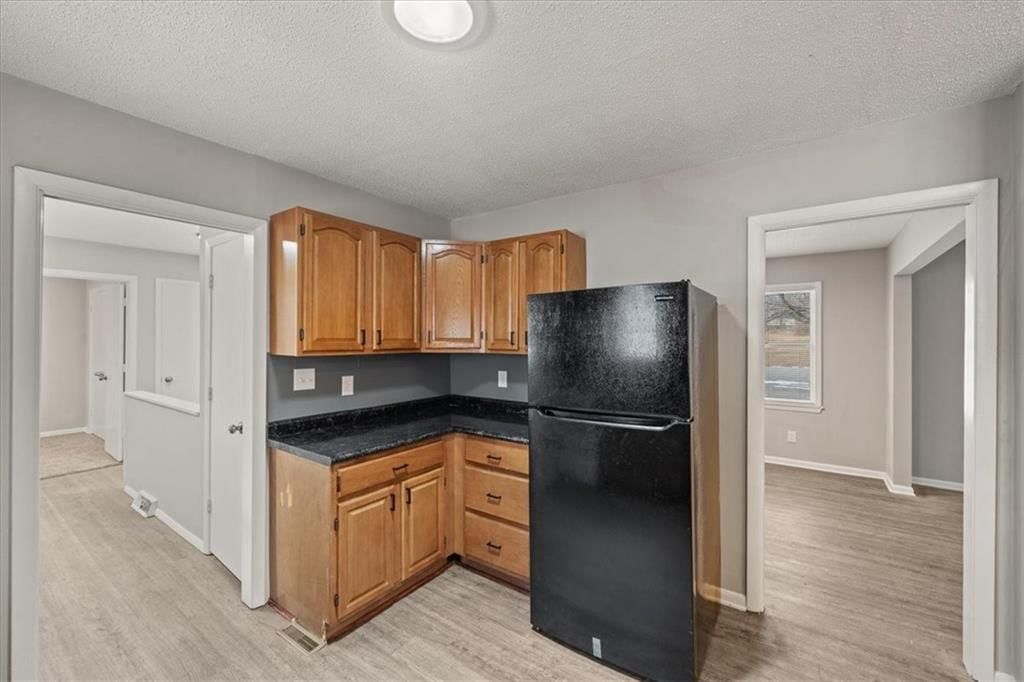 612 Christopher Street — photo 20