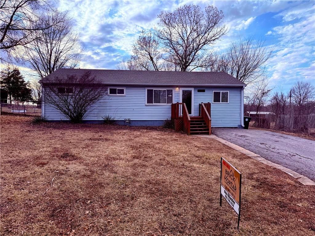 17604 Montgall Drive, Belton, MO