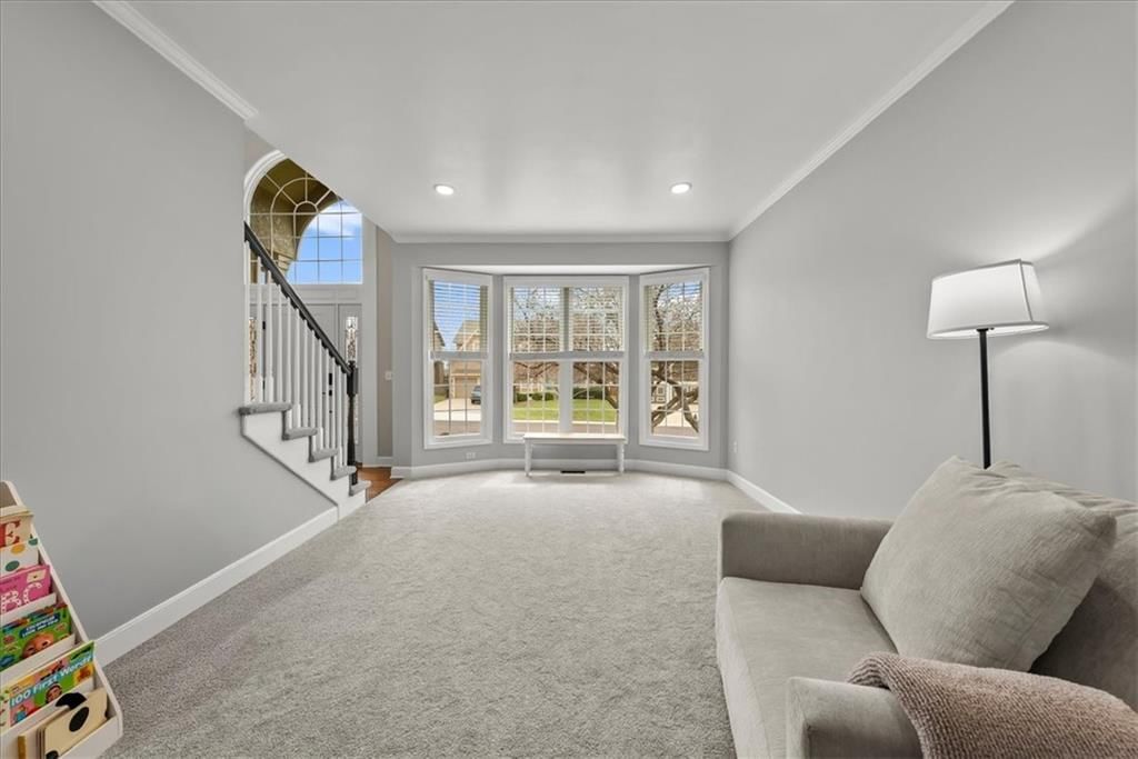 Photo 5 of 30 - 8012 W 131st Place