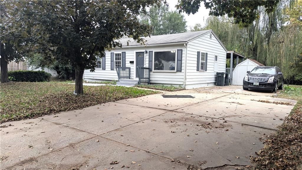13516 12 Street, Grandview, MO