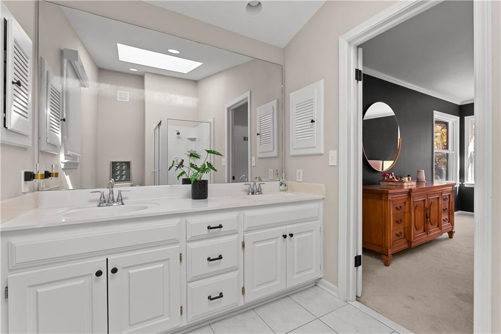 Photo 26 of 61 - 9504 W 106TH Street