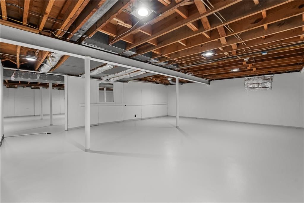Photo 43 of 61 - 9504 W 106TH Street