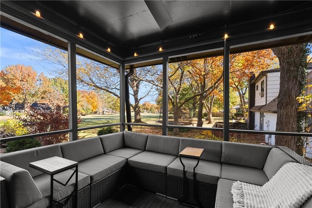 Photo 45 of 61 - 9504 W 106TH Street