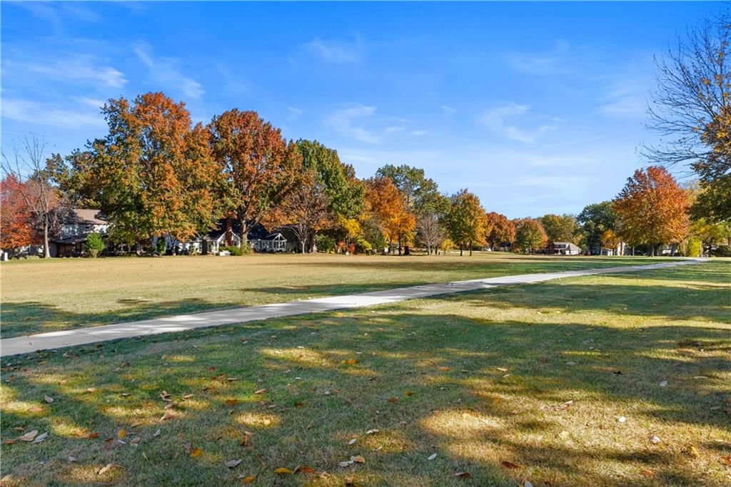 Photo 53 of 61 - 9504 W 106TH Street