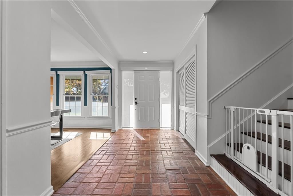 Photo 7 of 61 - 9504 W 106TH Street