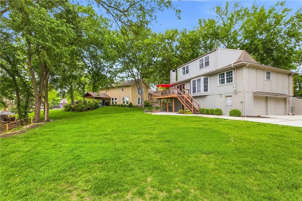 244 N Winnebago Drive — photo 73