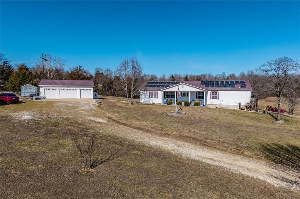 28345 Sapphire Drive — photo 4