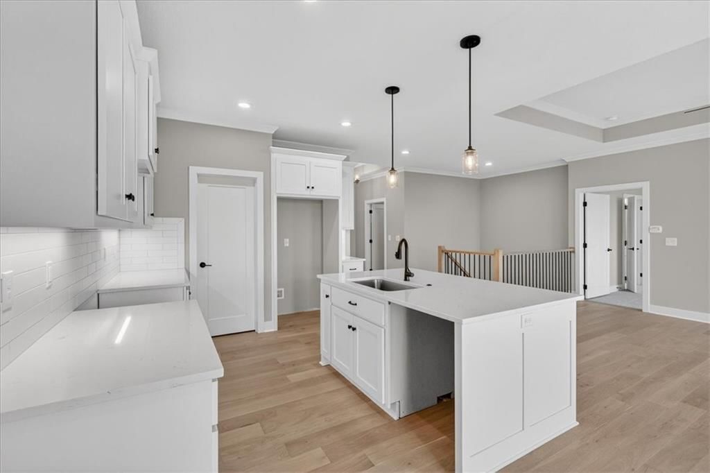 25069 W 94th Terrace — photo 9
