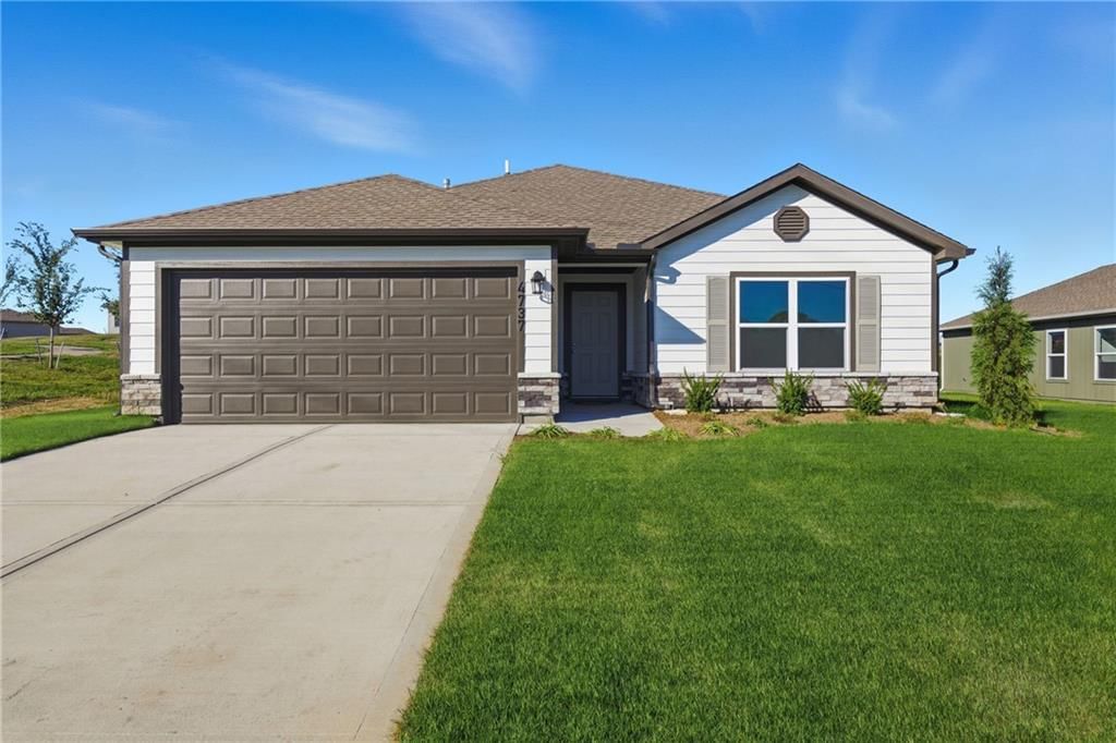 20207 W 195th Street, Spring Hill, KS