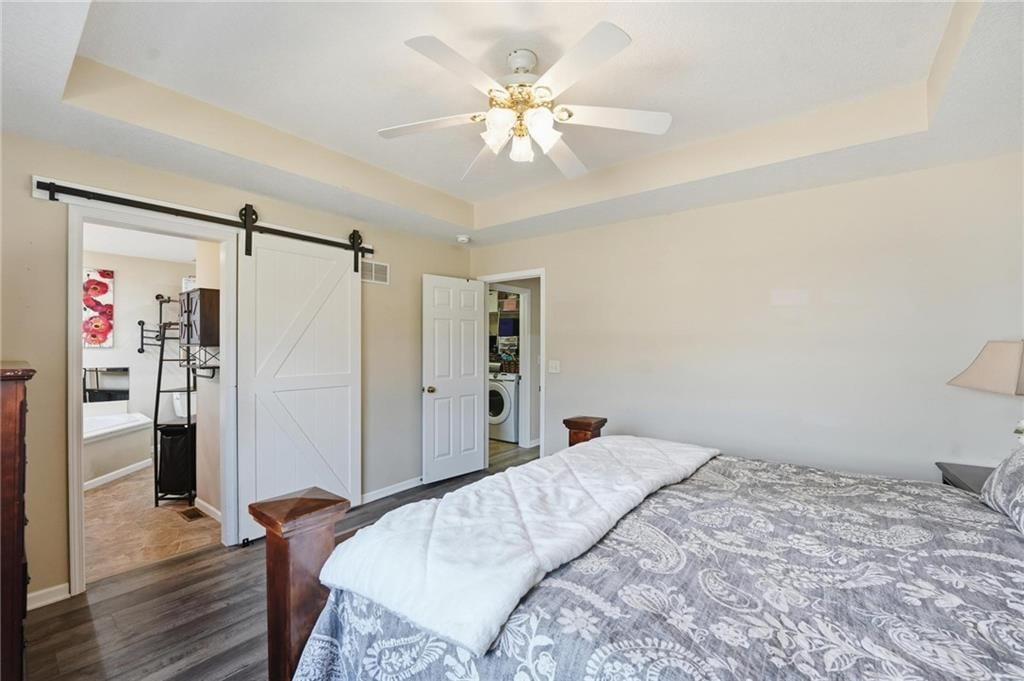 Photo 18 of 35 - 2237 NE Maybrook Drive