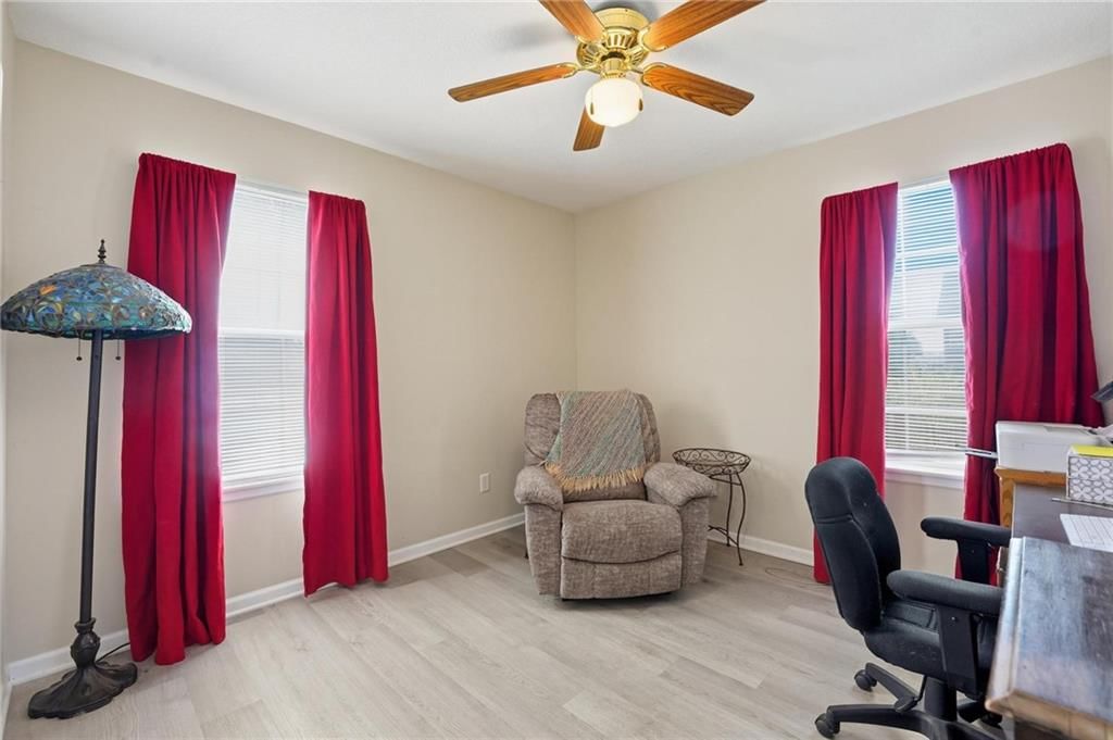 Photo 25 of 35 - 2237 NE Maybrook Drive