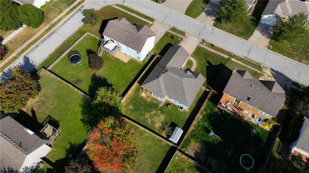 Photo 6 of 35 - 2237 NE Maybrook Drive