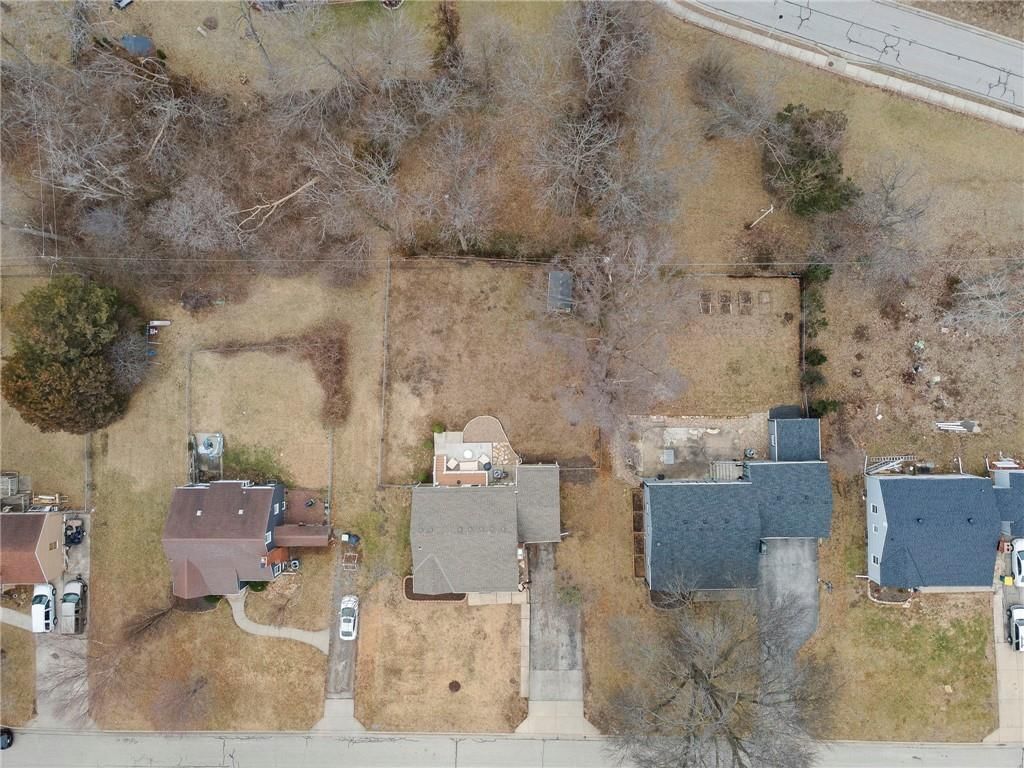 8522 W 56th Terrace — photo 32