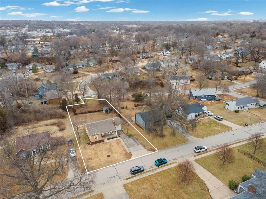 8522 W 56th Terrace — photo 36