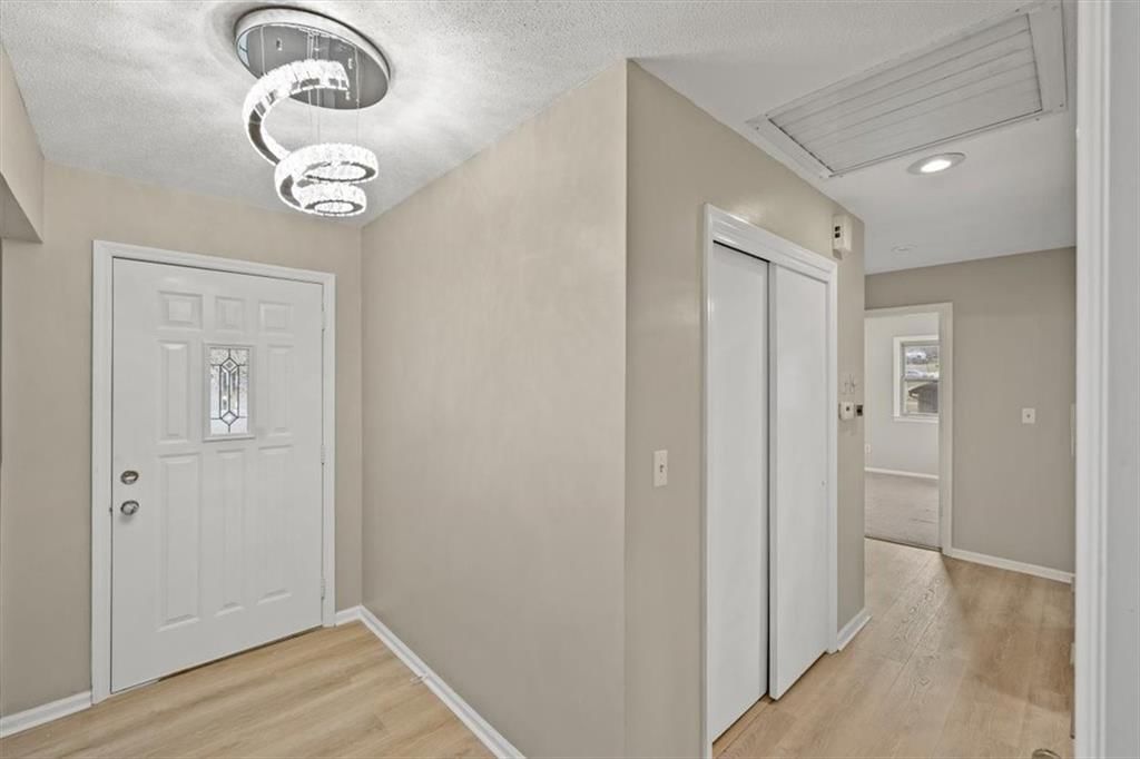 11800 E 77TH Street — photo 2