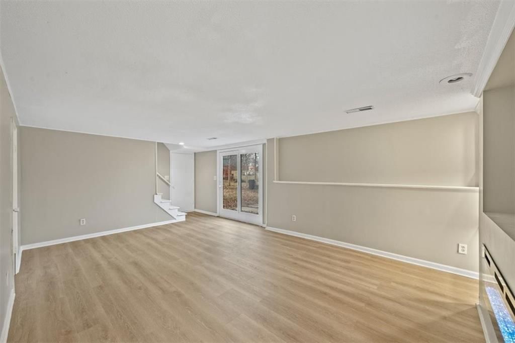 11800 E 77TH Street — photo 20
