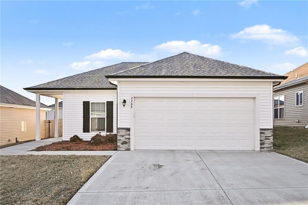 7735 NW 124th Street, Kansas City, MO