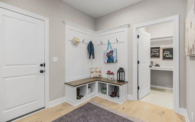 3808 W 187th Street — photo 34