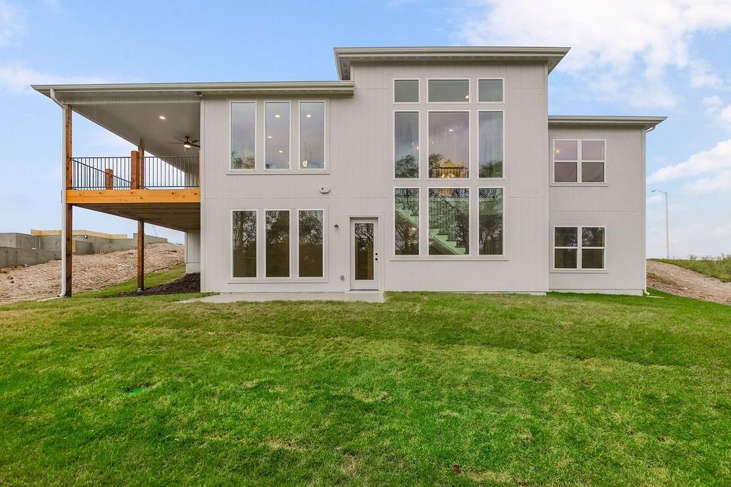 3808 W 187th Street — photo 41