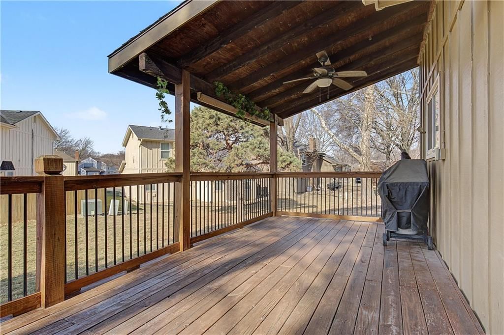 11935 W 66th Street — photo 21