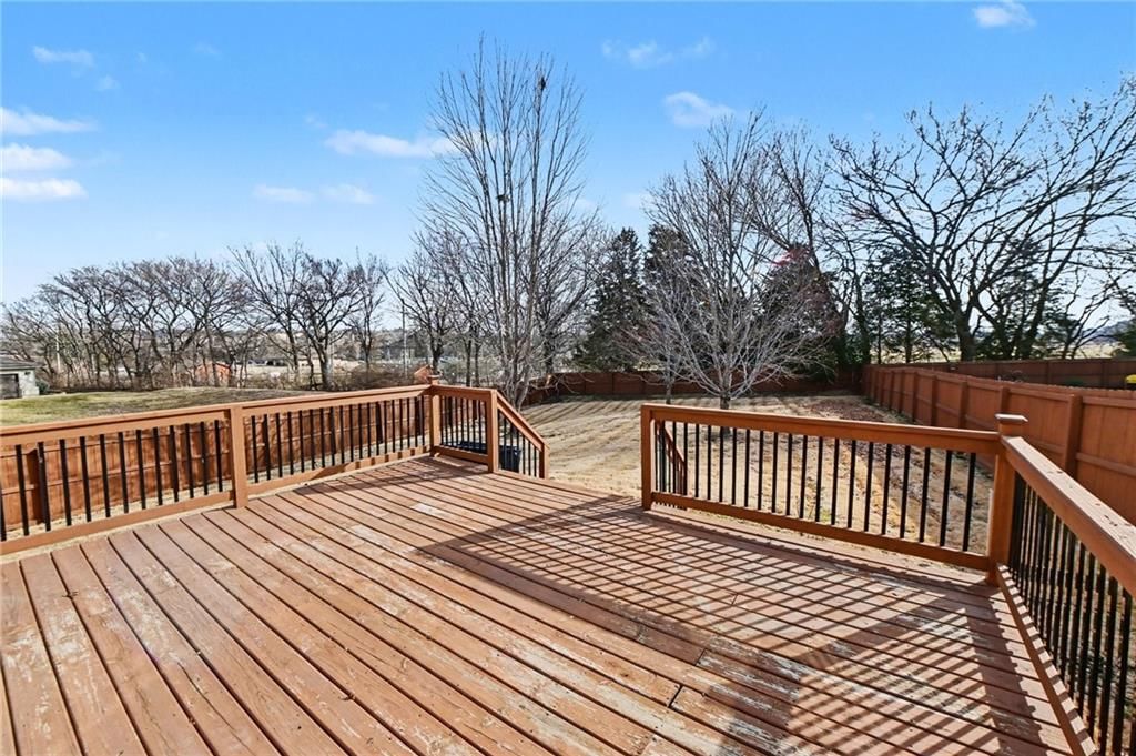 1020 Red Oaks Place — photo 33