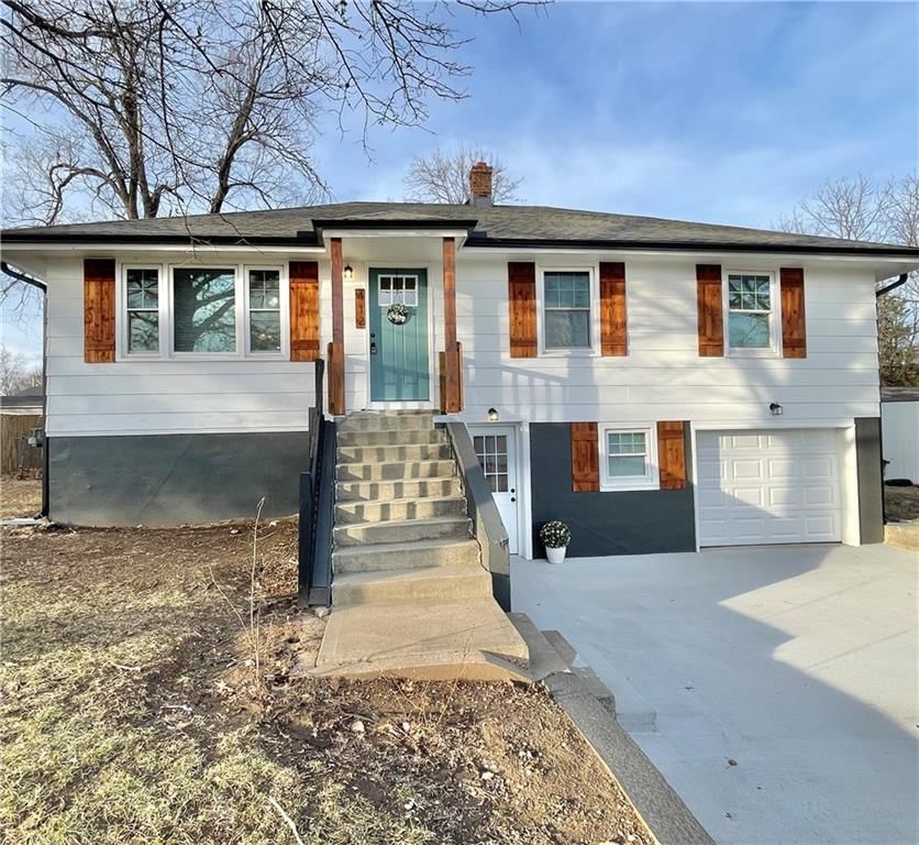 412 10th Street, Garden City, MO