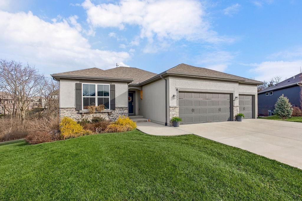 25496 W 148th Terrace, Olathe, KS
