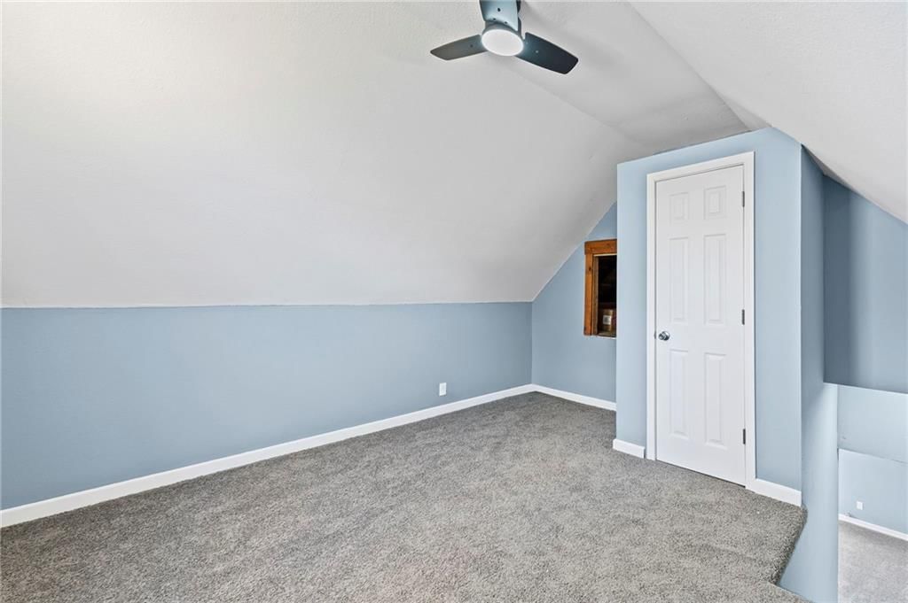 302 Wells Street — photo 17