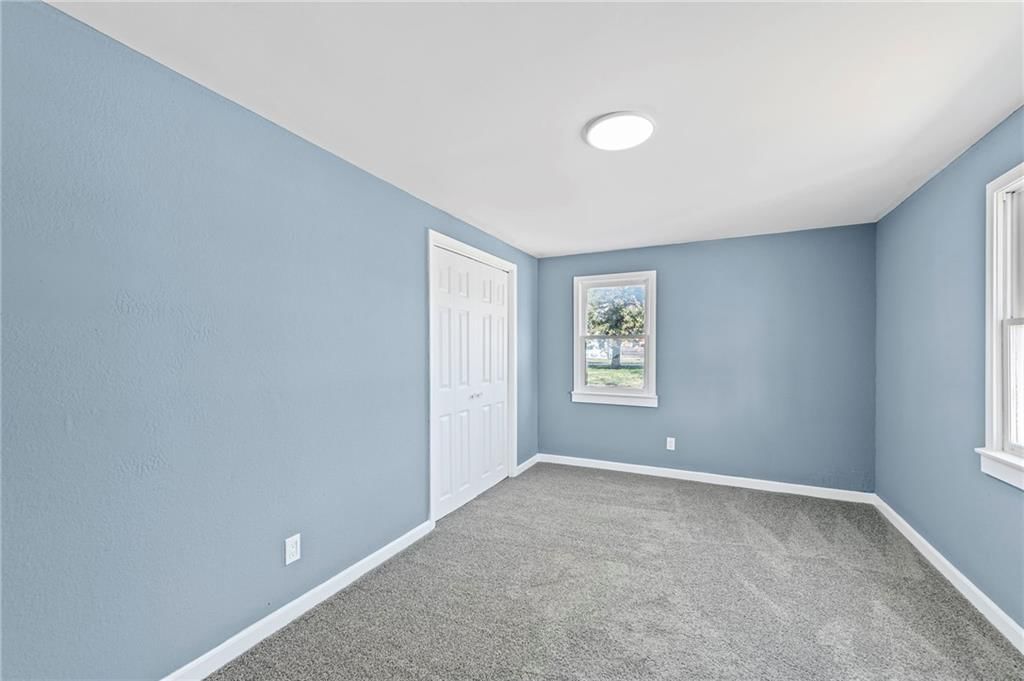 302 Wells Street — photo 18