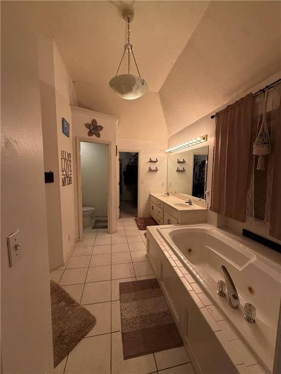 9715 N Holmes Street — photo 17