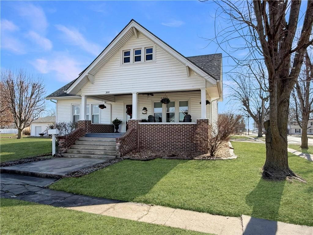 300 E 2nd Street, Norborne