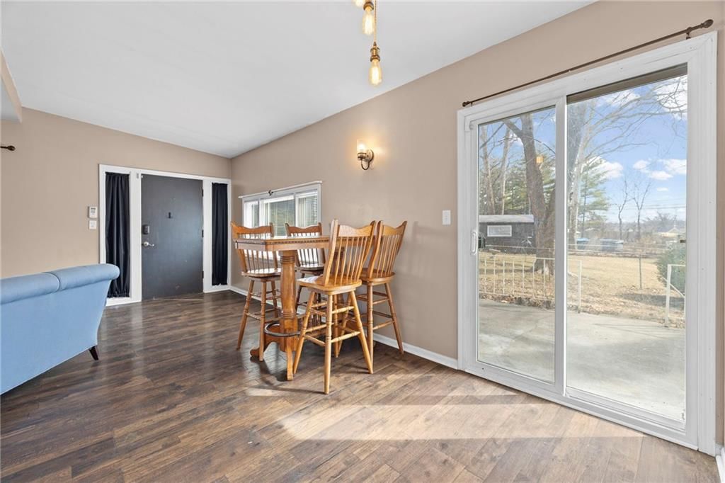 2407 NE 57th Terrace — photo 9