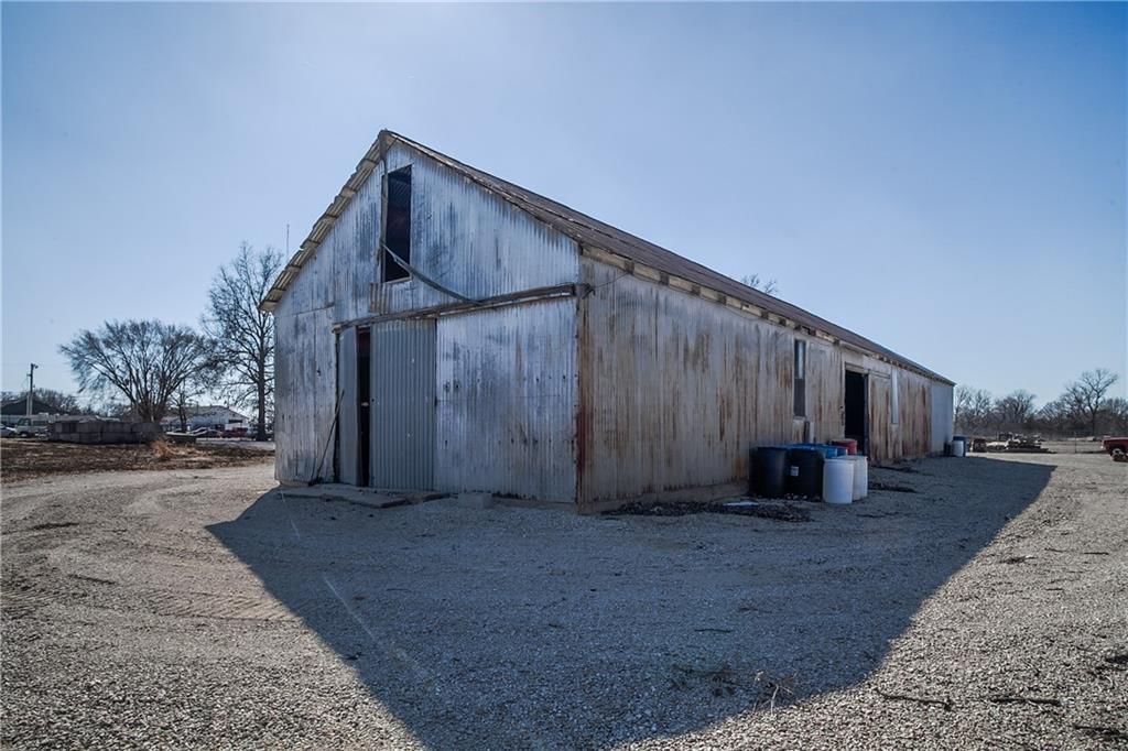 307 W Wilson N/A — photo 20