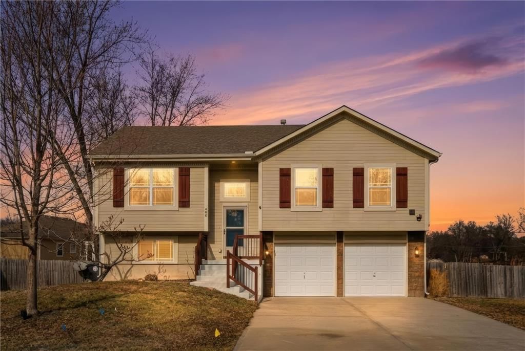 406 Timbercreek Drive — photo 2