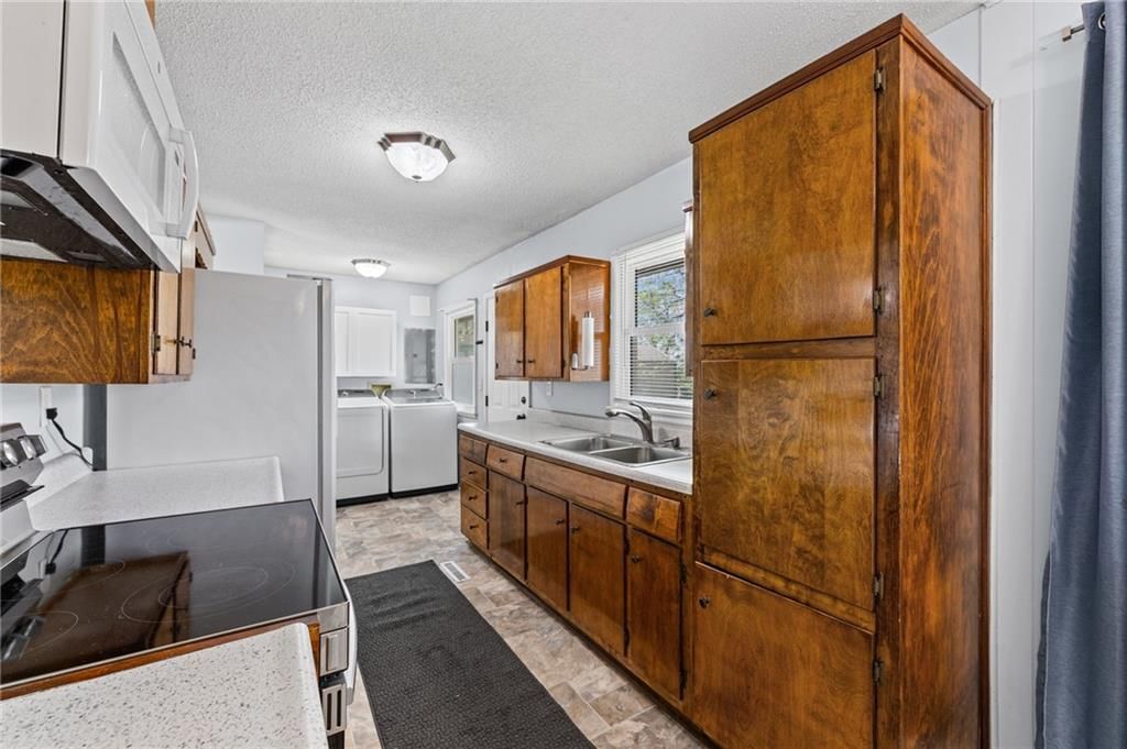 312 Baldwin Street — photo 11