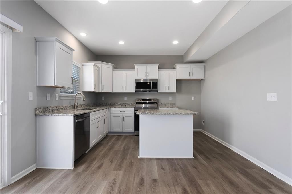 702 Red Clover Court — photo 11