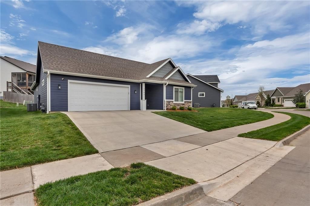 3702 Tucker Trail, Lawrence, KS