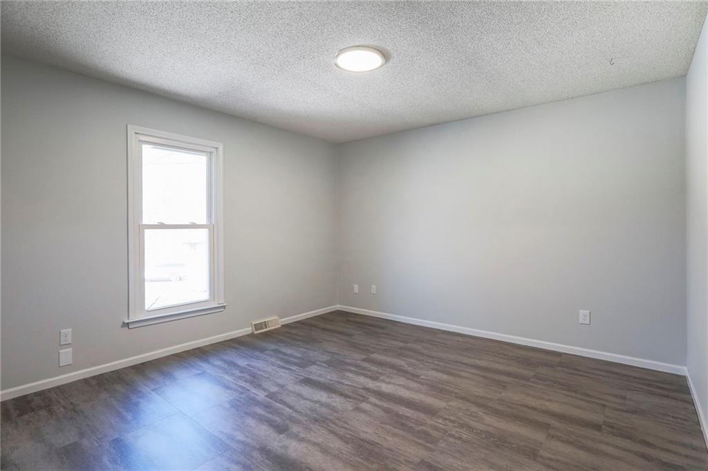 24908 E Timberlake Drive — photo 42