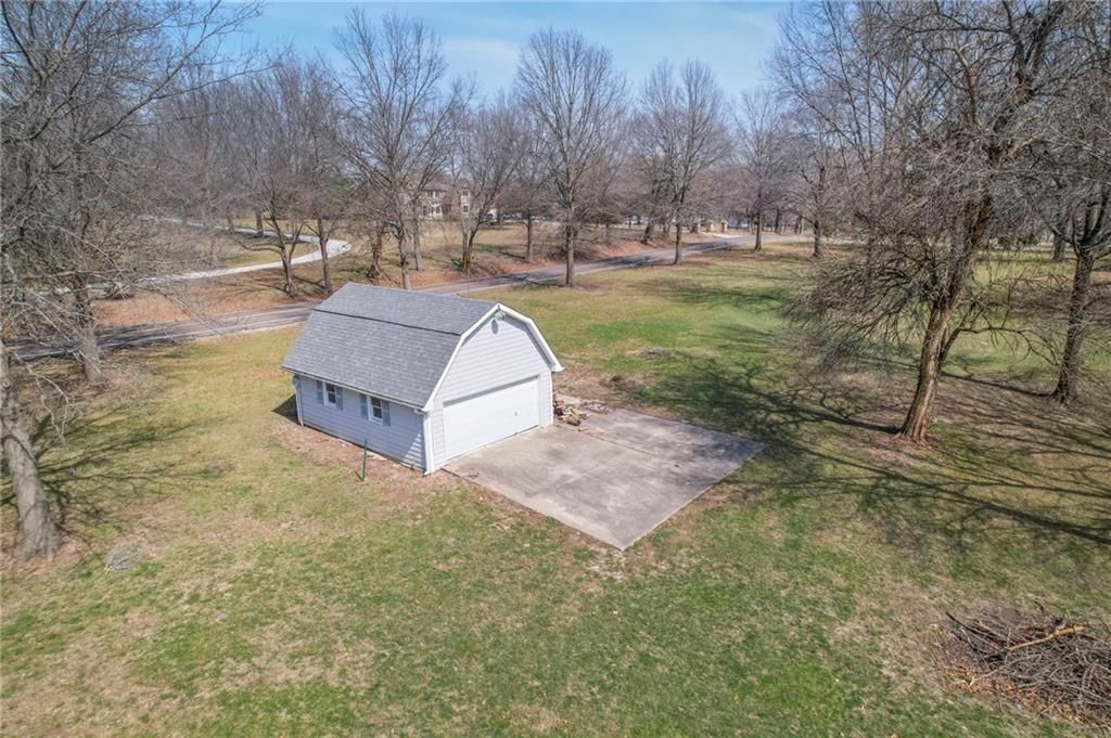 24908 E Timberlake Drive — photo 6