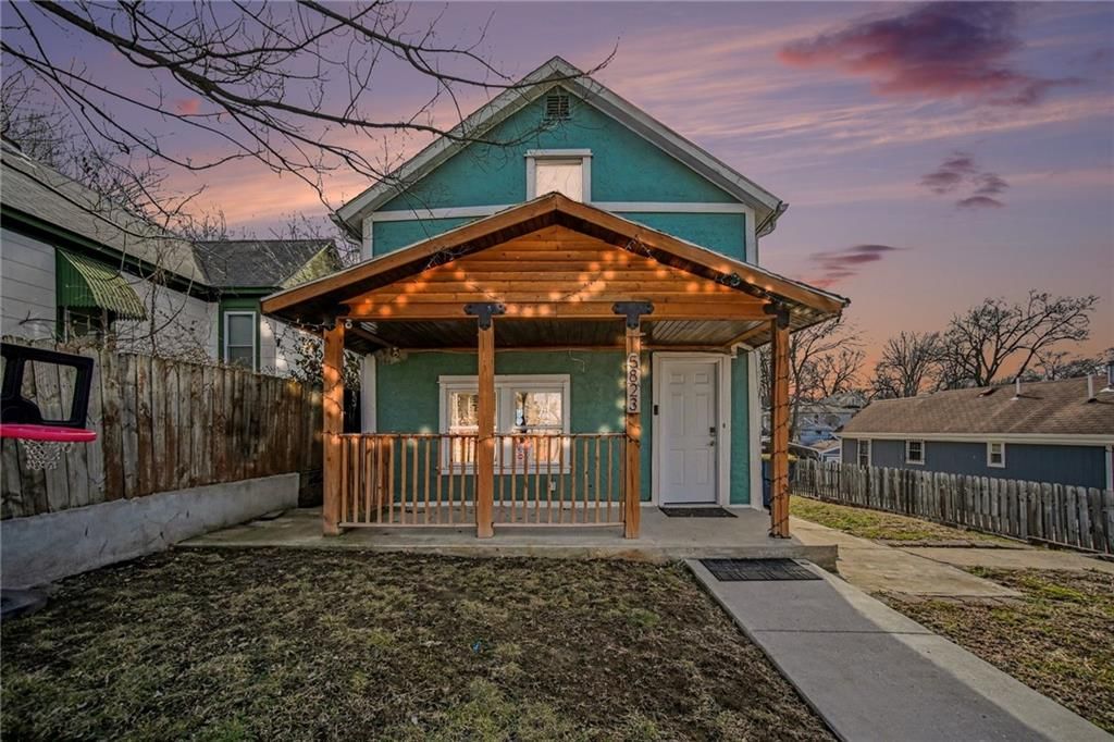 5823 E 10th Street, Kansas City, MO